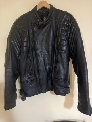 Chaqueta Cuero Negra talla 58