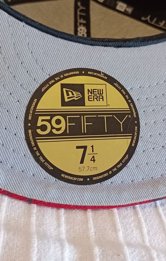 Gorra New Era Windy City Bulls: Negra y Roja