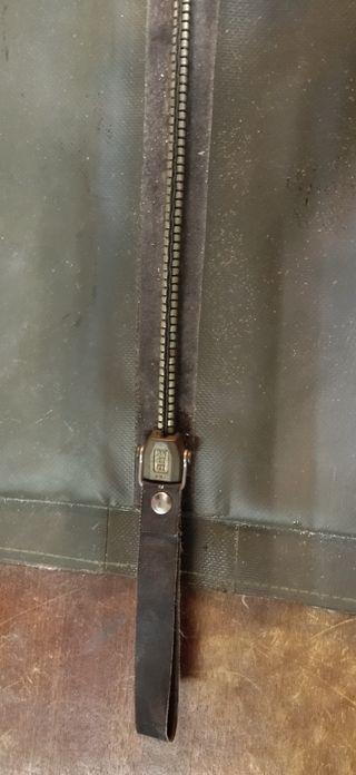 Bolsa estanca verde con cremallera