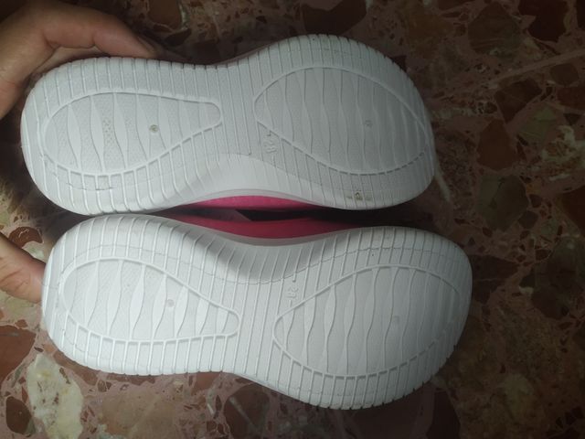 Zapatos niña fucsia talla 28