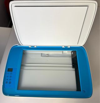 Impresora HP Deskjet Azul y Blanca