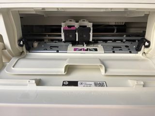 Impresora HP Deskjet Azul y Blanca