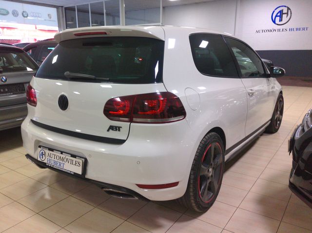 VOLKSWAGEN Golf 2.0 TFSI GTI