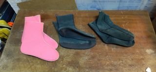 Aletas y escarpines de buceo (4 pares)
