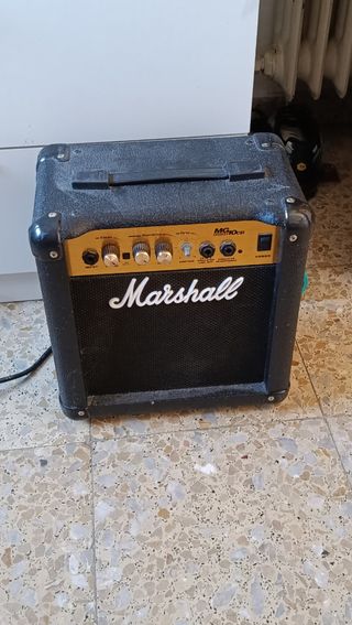 Amplificador Marshall MG10CD