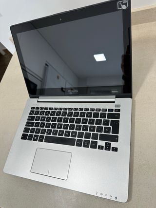 Portátil Asus 13 Táctil Plata