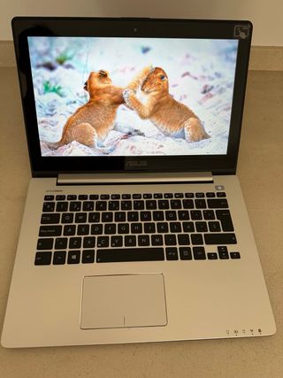 Portátil Asus 13 Táctil Plata