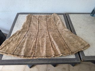 Falda beige y marrón con flecos