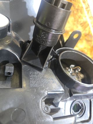 Faro Delantero Izquierdo Dacia/Renault 2008-2013