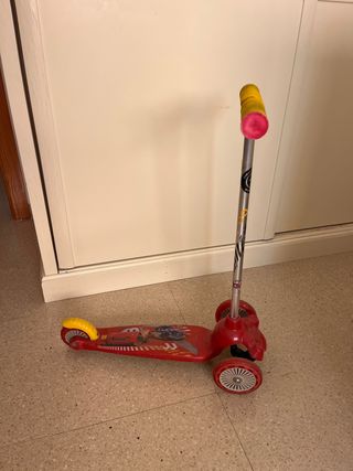 Patinete infantil Cars 3 ruedas