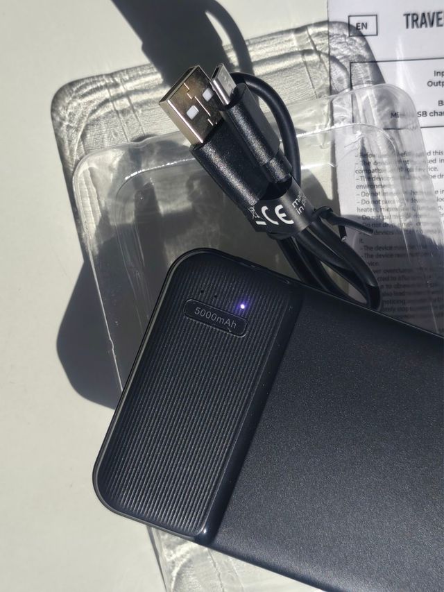 Cavo USB per batteria esterna PowerBank MaxLife 5000mAh