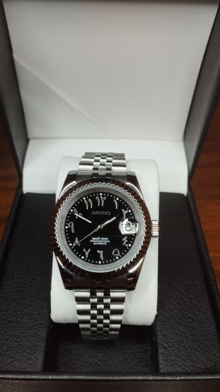 Reloj Seiko Mod Datejust Jubilee Arabic Negro