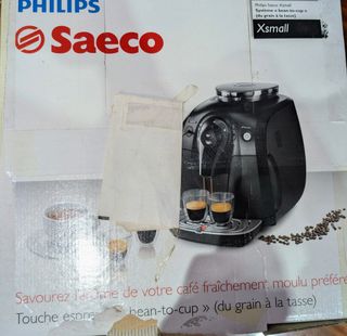 Cafetera Saeco Xsmall Negra automática 