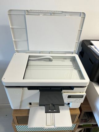 Impresora HP MFP M26nw Blanca