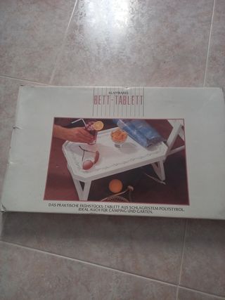 Mesa de desayuno plegable