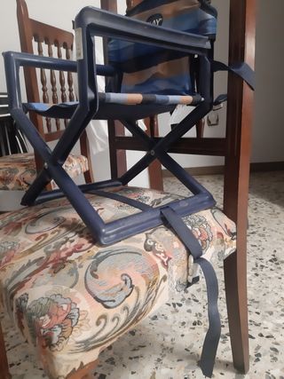 Sillita para comer bebé en mesa