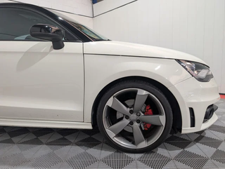 Audi A1 1.4 TFSI 185cv S-line look S1