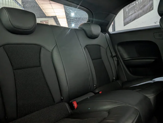 Audi A1 1.4 TFSI 185cv S-line look S1