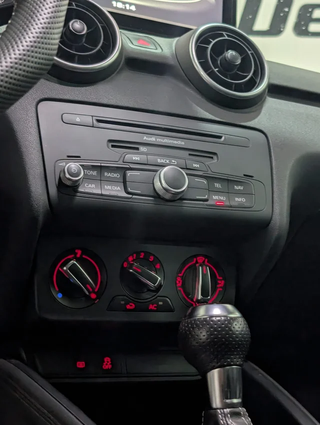 Audi A1 1.4 TFSI 185cv S-line look S1