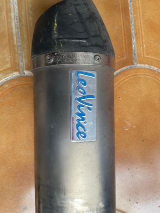 Escape Yamaha Max 250 LeoVince