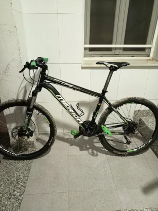 Bicicleta de montaña
