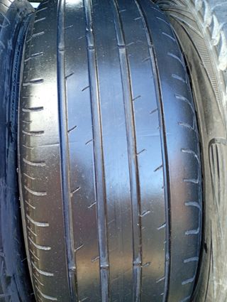 2 neumáticos 215/60/17 96H