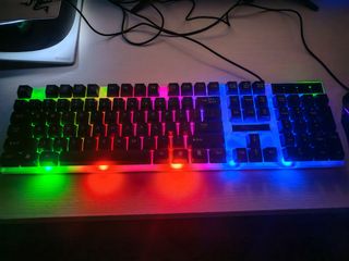Teclado y Ratón Gaming Retroiluminado