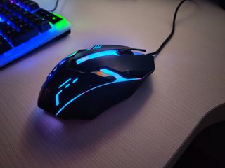 Teclado y Ratón Gaming Retroiluminado