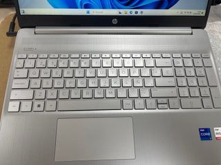 Portátil HP 15,6 Intel i7 12a Gen 16GB RAM 037