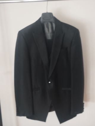 Traje ceremonia Giovanni Valdi Negro