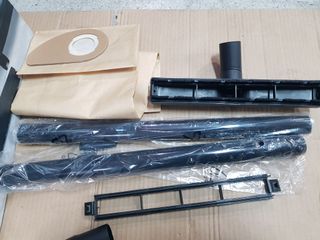 Nilfisk Buddy II 18L INOX Aspirador Agua y Polvo