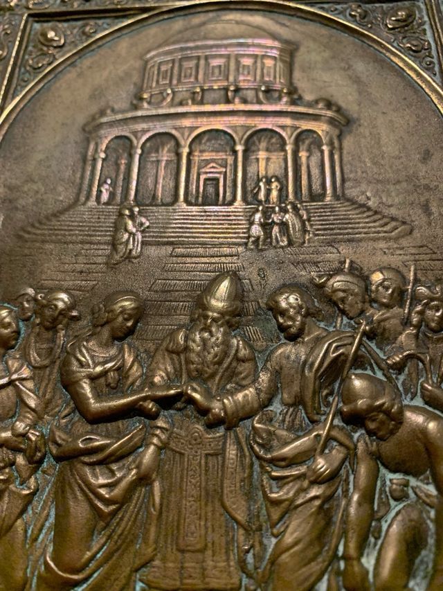 Formella in bronzo dorato