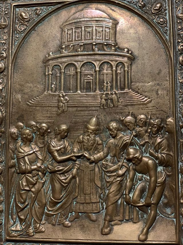 Formella in bronzo dorato