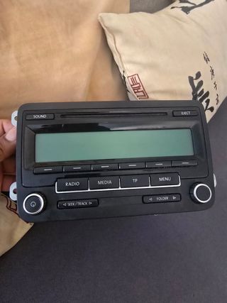 Radio Volkswagen Tiguan 2012