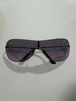 Gafas de sol Ray-Ban moradas