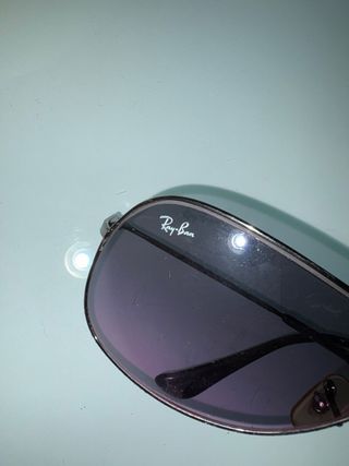Gafas de sol Ray-Ban moradas