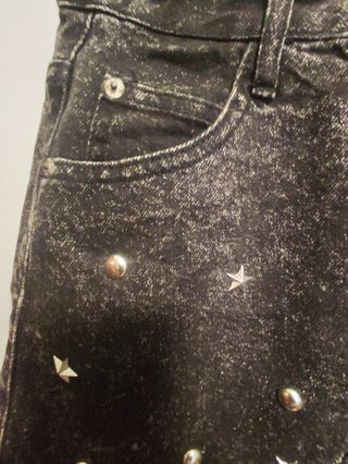 Falda vaquera Bershka tachuelas estrellas