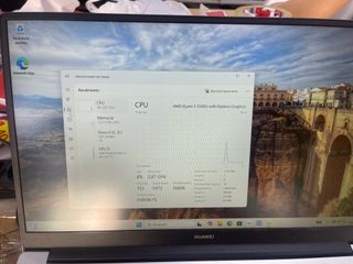 Huawei MateBook 15.6 AMD Ryzen 5 5500U 041