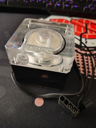 Bomba Refrigeración Líquida PC FREEZEMOD