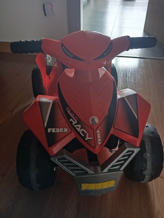 Quad Infantil Racy Feber Rojo