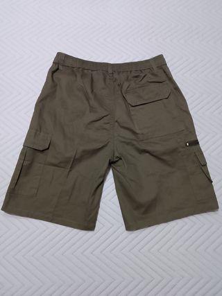 Pantalón corto cargo ESTRELLAS verde militar Talla