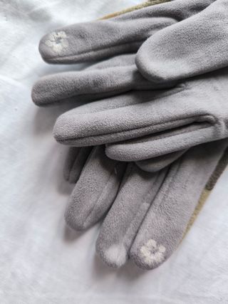 Guantes de vestir con bordado