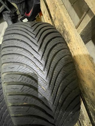 Llantas VW Touran 16” neumáticos invierno Michelin