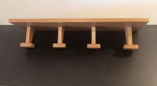 Perchero de madera estilo Mid Century