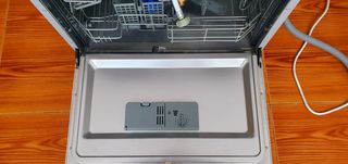 Lavavajillas Becken plateado