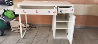 2 scrivanie bianche per bambini Ikea