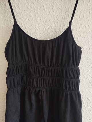 Mono corto negro para chica