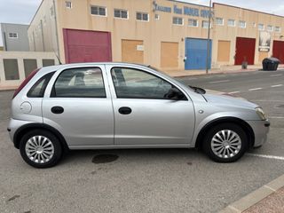 Opel Corsa 2004