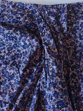 Falda midi estampada floral