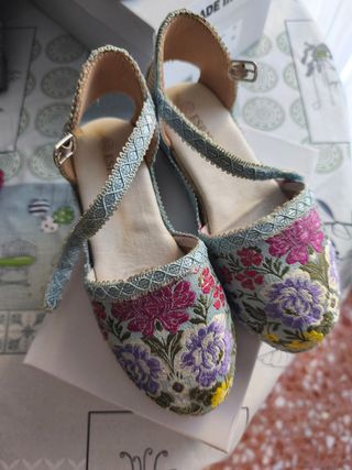 Traje de Fallera niña azul y multicolor
